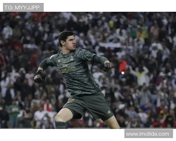 西甲皇马门神库尔图瓦:欧冠决赛封神之路,世界最佳门将实至名归 西甲皇马门神库尔图瓦:欧冠决赛封神之路,世界最佳门将实至名归