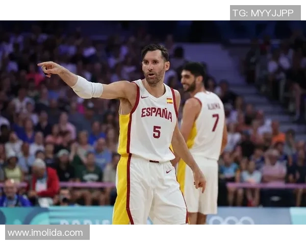 2005年NBA总决赛热火与活塞的激烈对决与历史意义解析